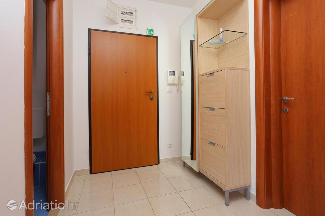 Deluxe Apartment Bagaric Trogir Luaran gambar