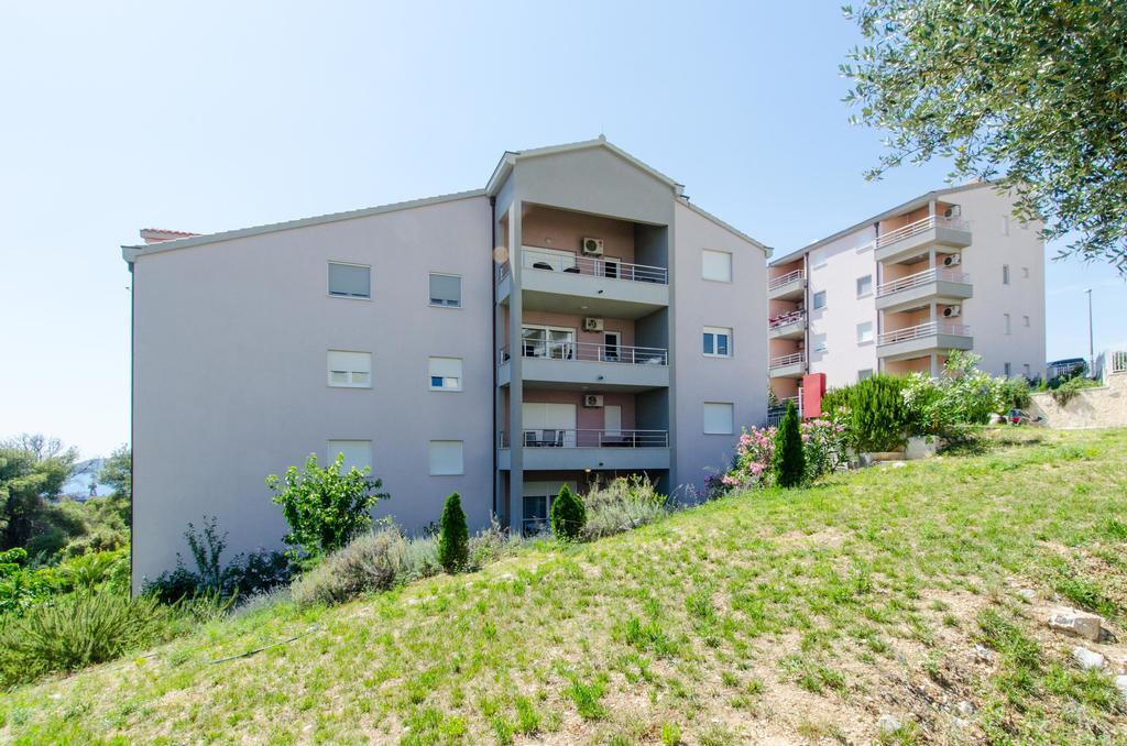 Deluxe Apartment Bagaric Trogir Bilik gambar
