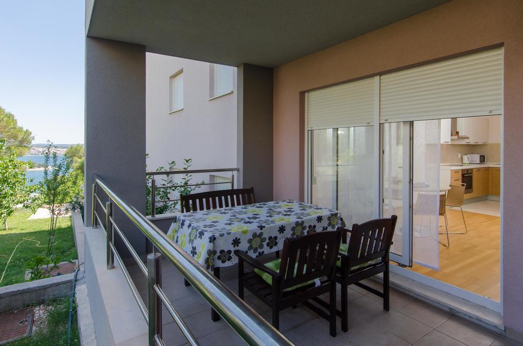 Deluxe Apartment Bagaric Trogir Bilik gambar