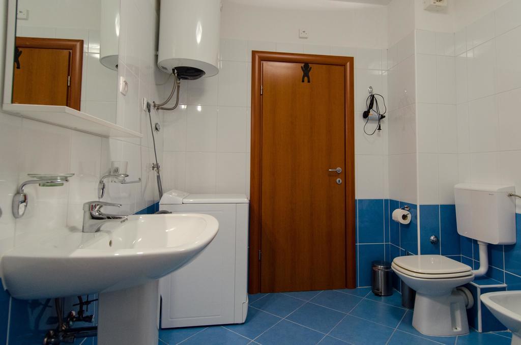 Deluxe Apartment Bagaric Trogir Bilik gambar